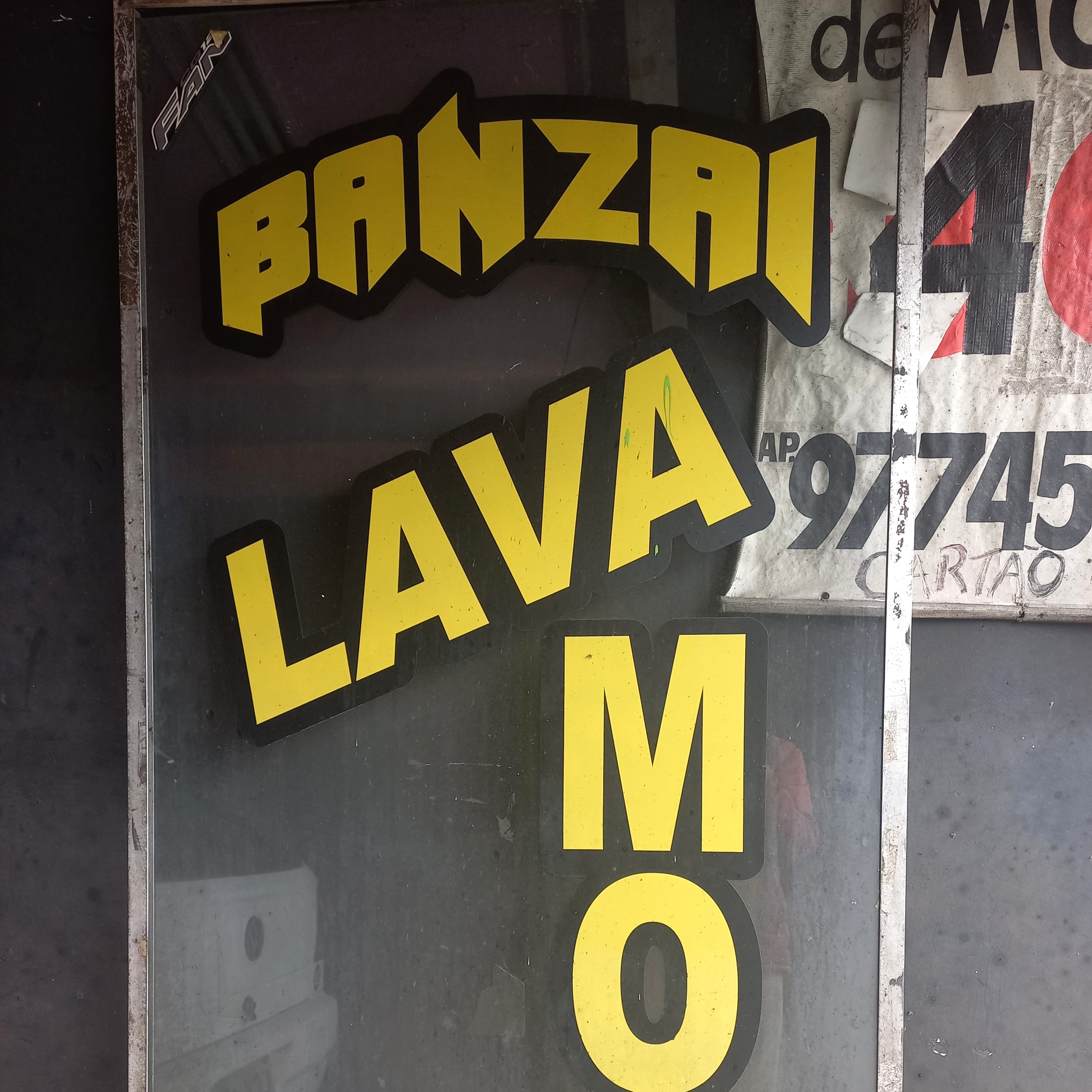 Logo BANZAILAVAMOTOS